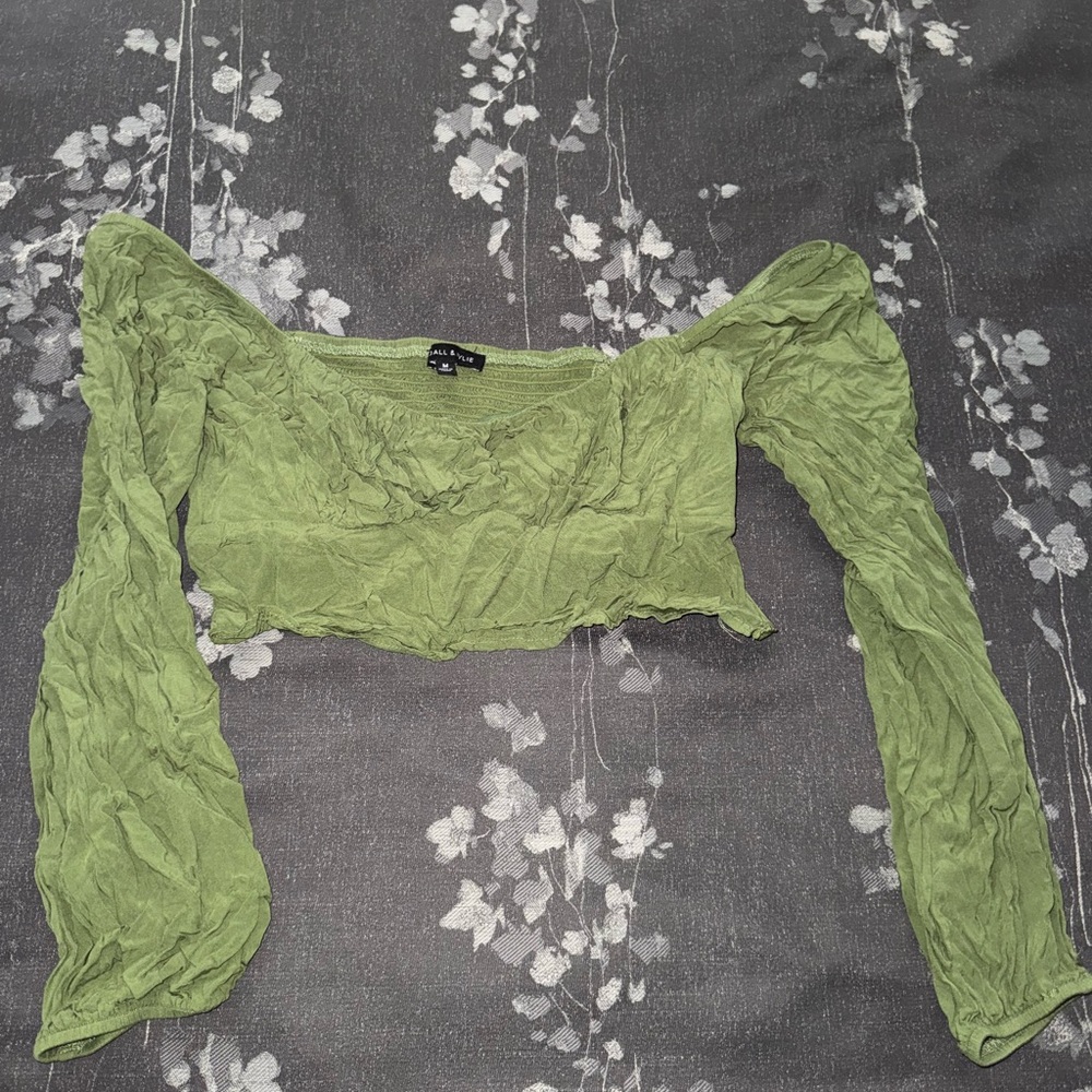 PacSun Kendall & Kylie Green Long Sleeve Top Size Medium
